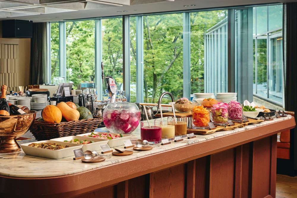 9種類の彩り豊かなサラダビュッフェが楽しめるランチプラン